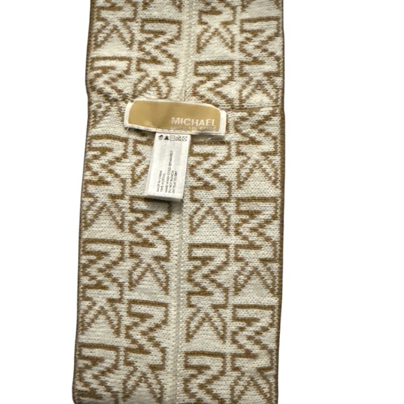 Michael Kors Beige and Cream Knit Headband - Picture 3 of 3